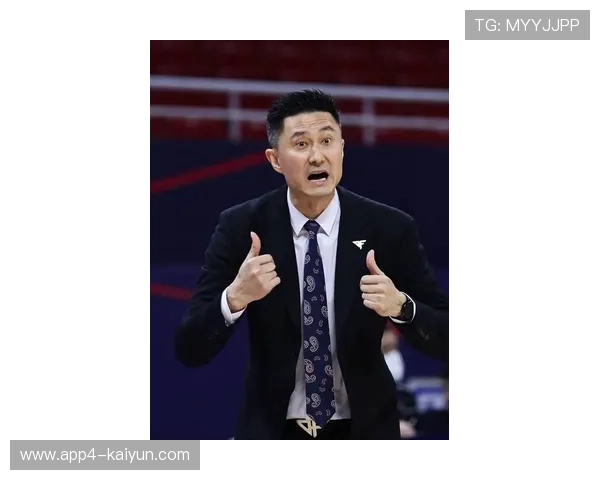 杜锋祝福胡明轩调整状态，强调球队需保持健康