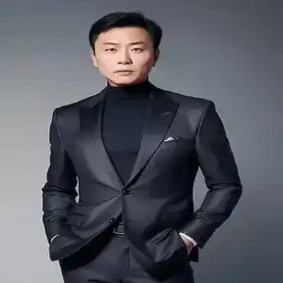 毛怡